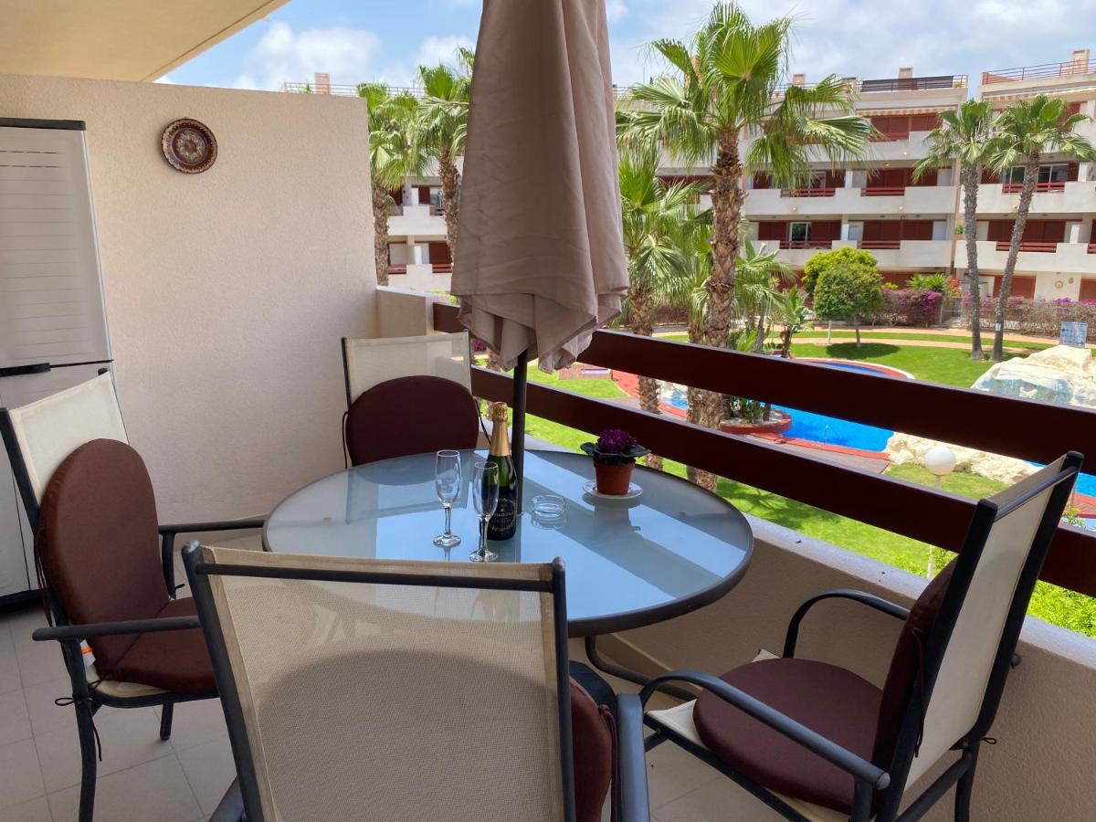 Apartamento En Playa Flamenca Orihuela Exterior photo